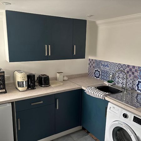 Saltdean Heights Apartment Bagian luar foto