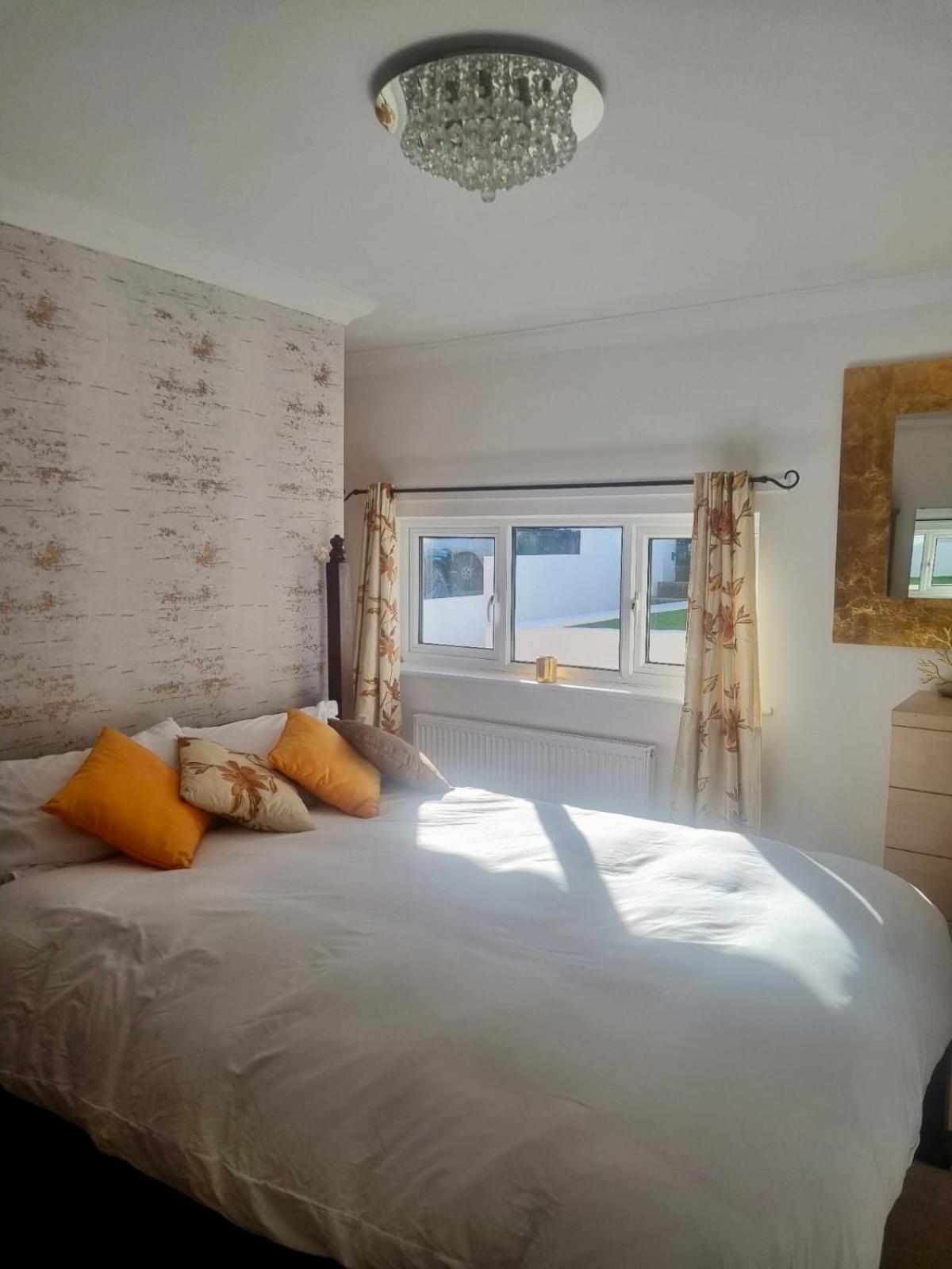 Saltdean Heights Apartment Bagian luar foto